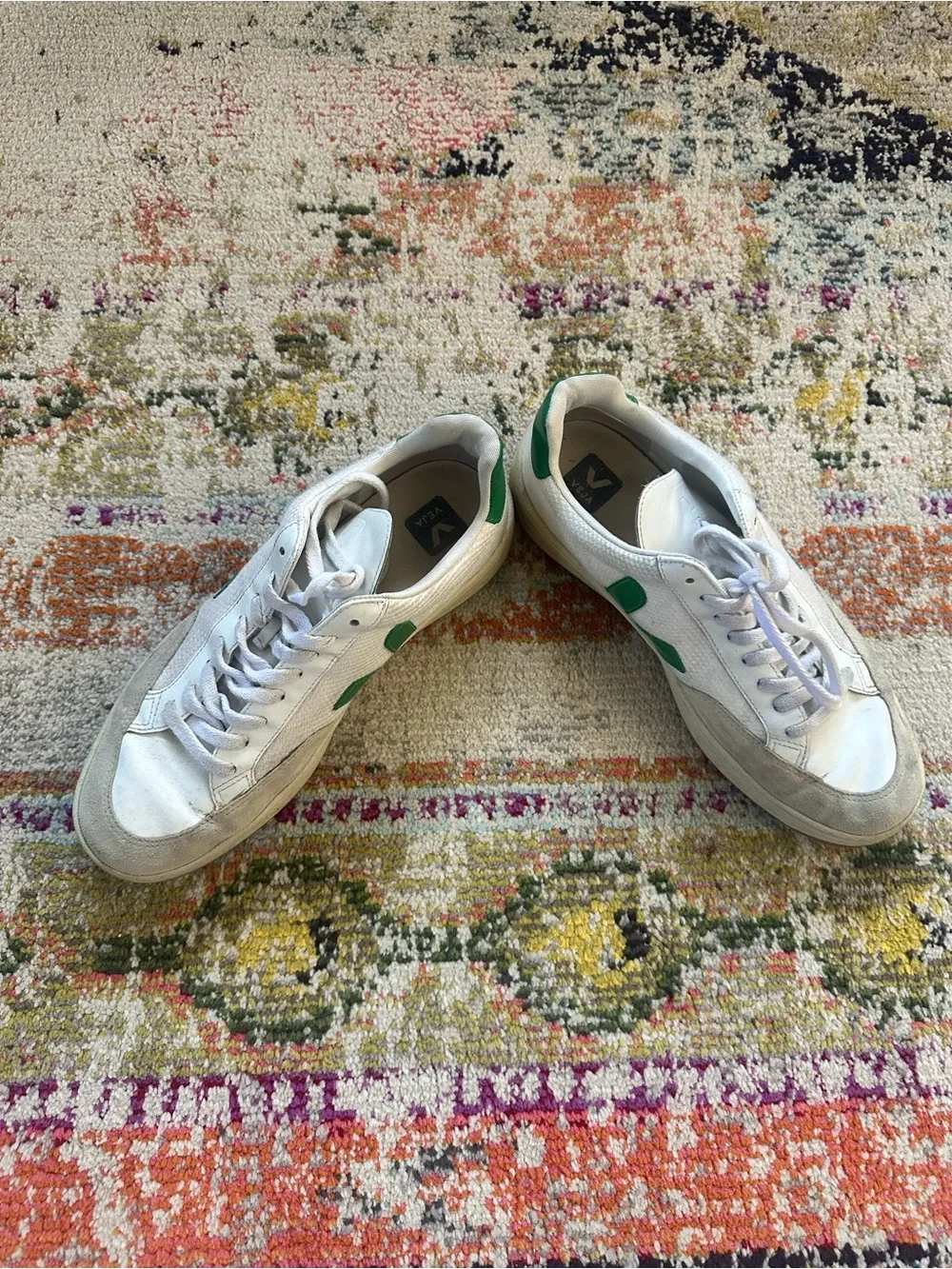 Veja minimal sneakers